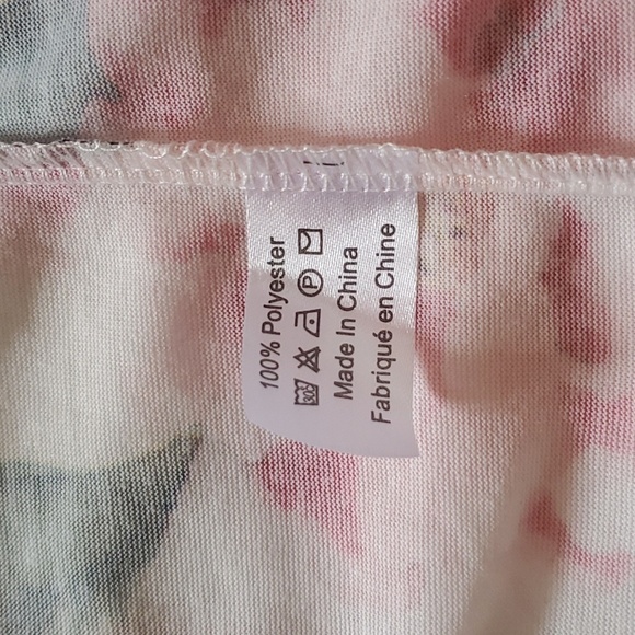 Show me your Mumu Brie White Pink Floral Tie Sz. OS Robe - Picture 9 of 10